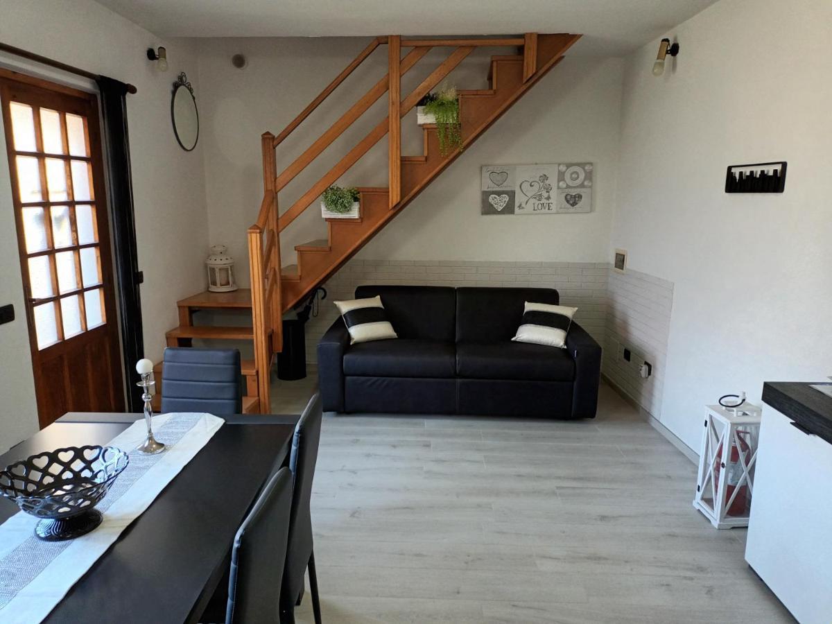 Maison de Denise Lezzeno Buitenkant foto